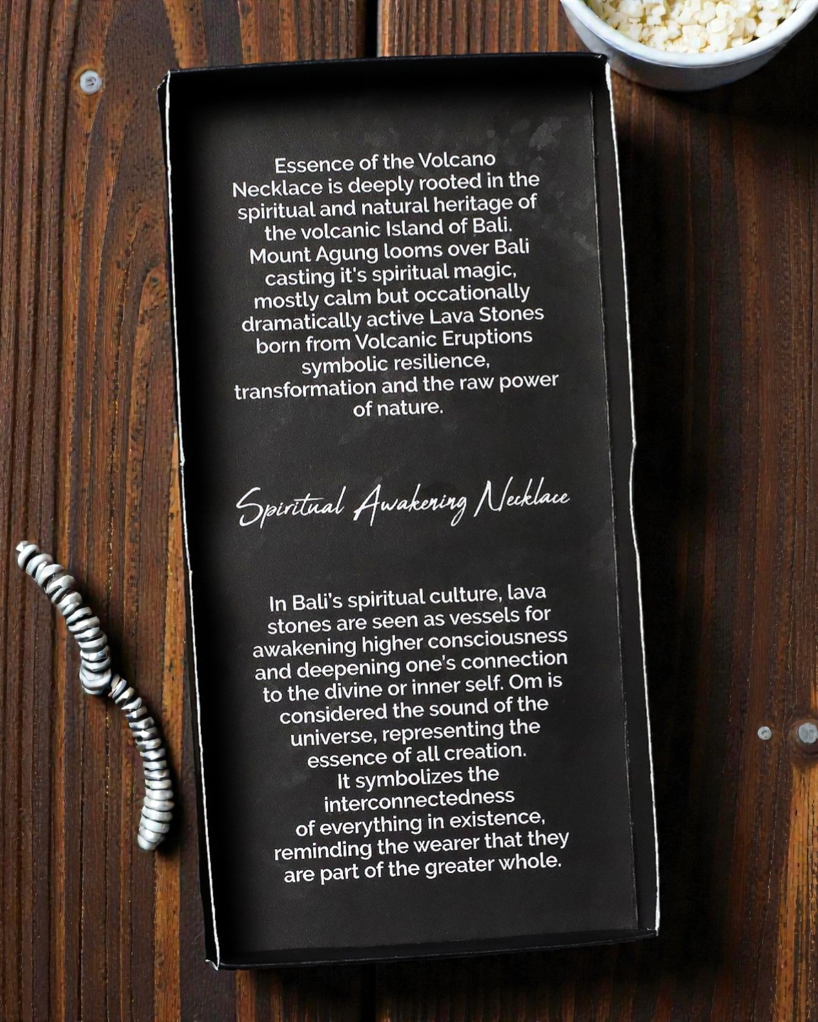 Naszyjnik Esencja Wulkanu – Duchowe Przebudzenie
