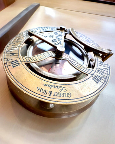Kompas Kapitański „Odkrywca 2” - możliwość personalizacji grawerem na prezent, 2 warianty kolorystyczne do wyboru