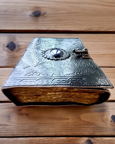 Преміум Щоденник, Античний візерунок, Шкіряний Нотатник "Магічна Хроніка" 200 сторінок, 2 варіанти на вибір, персоналізація гравіюванням