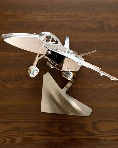 Model Metalic de Avion de Vânătoare „SkyRaptor” – oțel inoxidabil, gravură personalizată pentru cadou