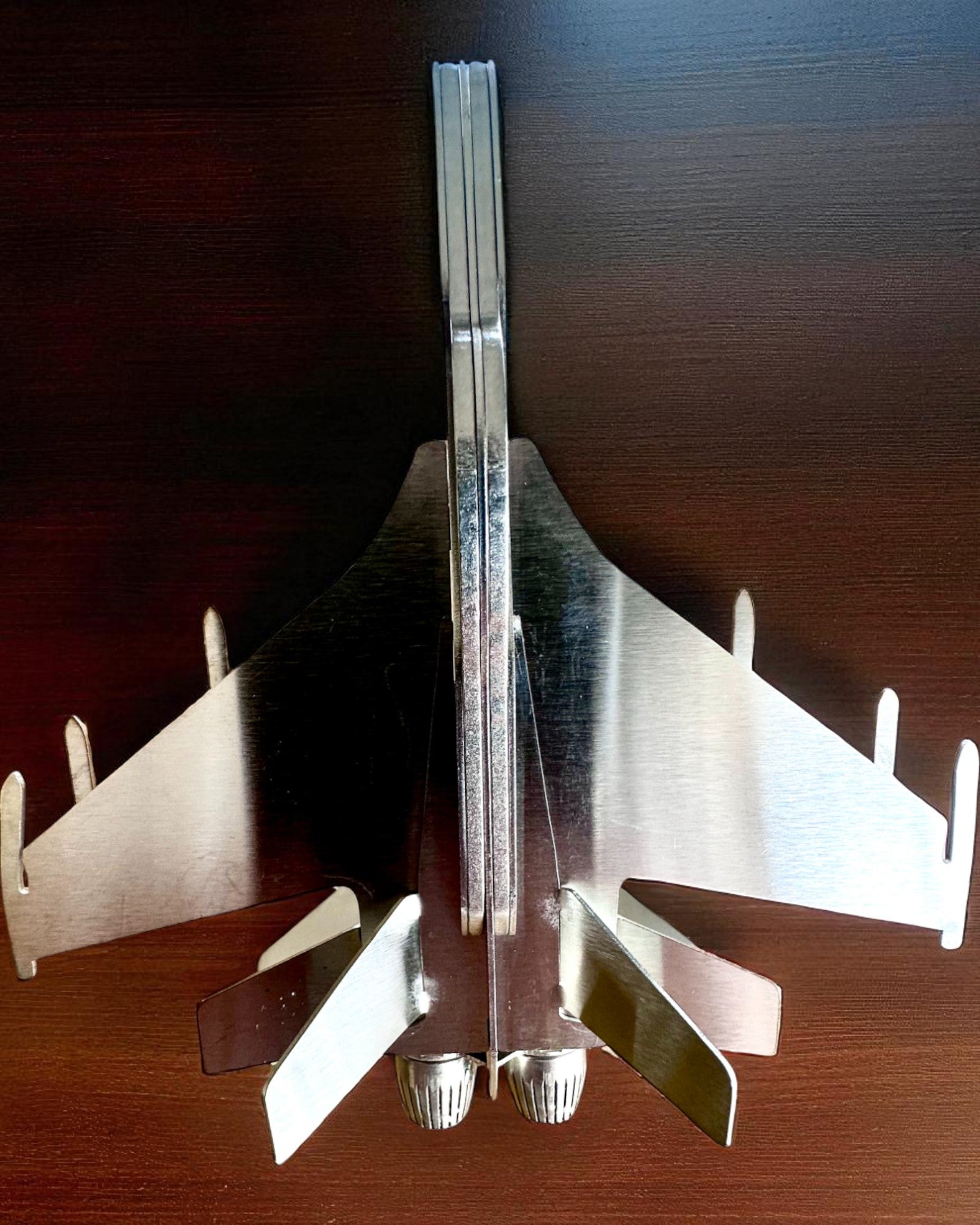 Model Metalic de Avion de Vânătoare „SkyRaptor” – oțel inoxidabil, gravură personalizată pentru cadou