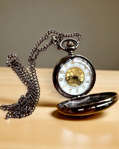 Černé Kapesní Hodinky „Midnight Elegance”, personalizace na dárek gravírováním