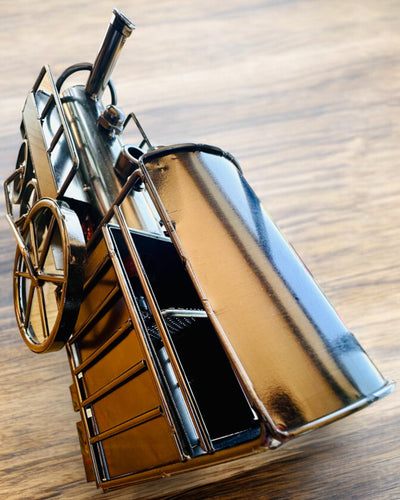 Lokomotiva ze železa „Retro Express“ – dekorace, model, ručně vyrobená s možností gravírování jako dárek