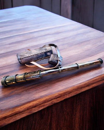 Premium Luneta "Voyager" z Grawerowaną Lunetą i Etui ze Skóry Naturalnej, możliwość personalizacji grawerem na prezent