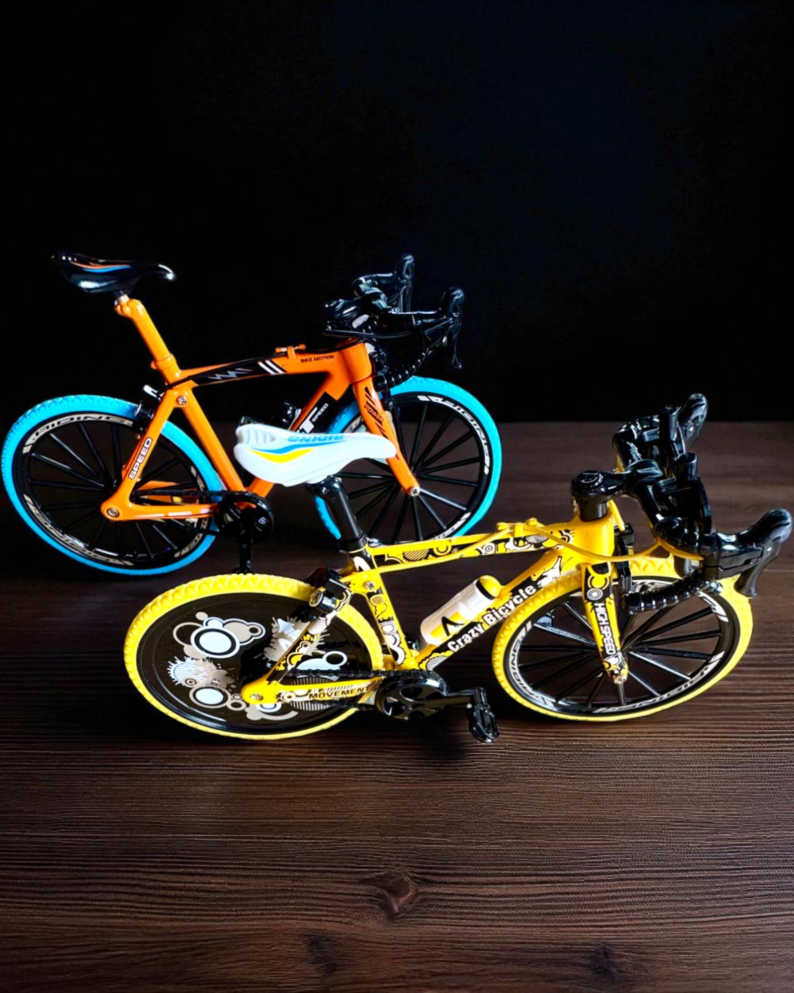 Miniaturní kovový model jízdního kola sběratelský "Speed Rider 1.2" – personalizace gravírováním jako dárek, 2 barevné varianty