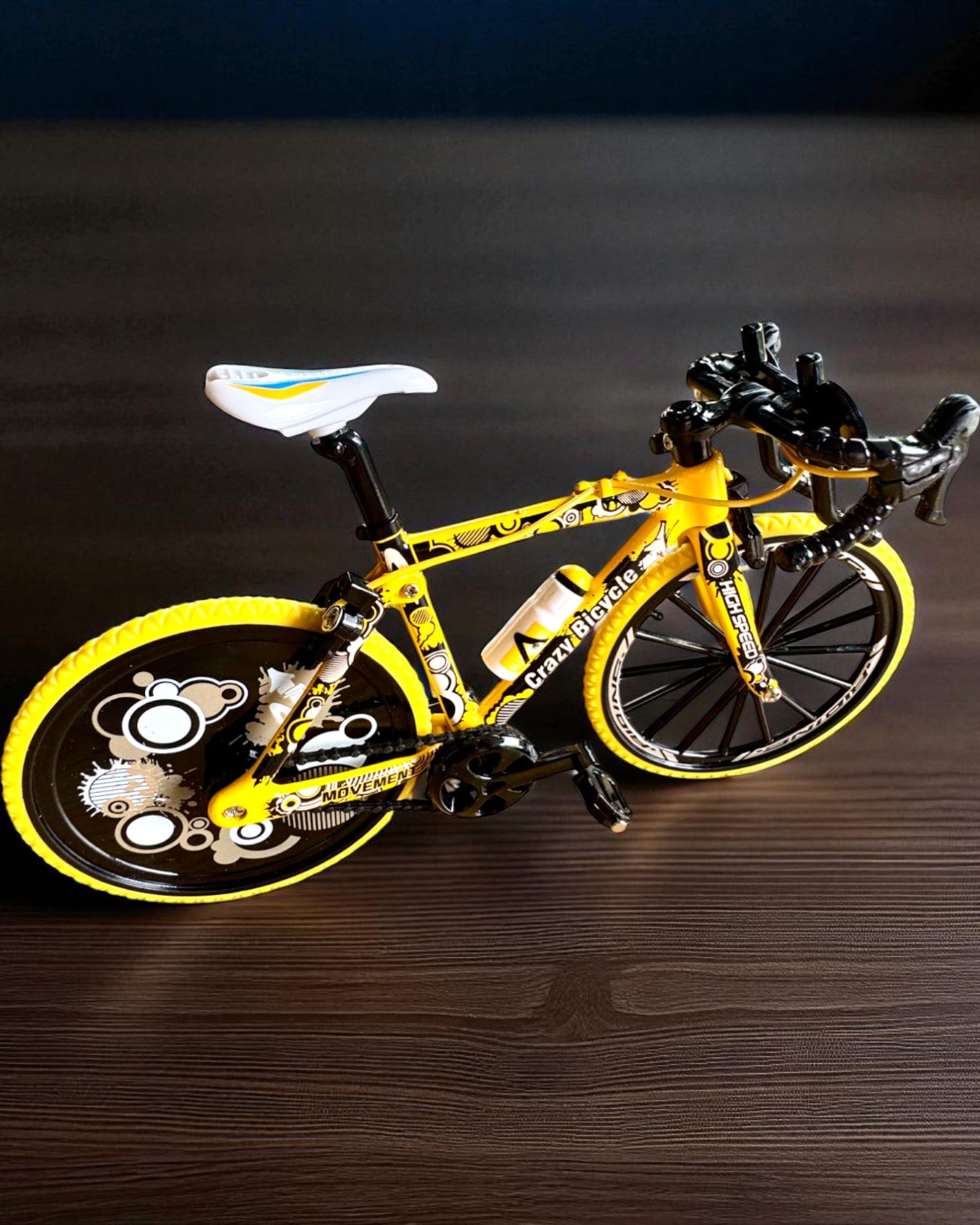 Miniaturní kovový model jízdního kola sběratelský "Speed Rider 1.2" – personalizace gravírováním jako dárek, 2 barevné varianty