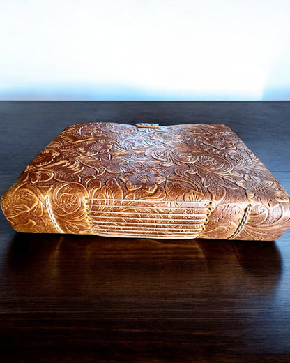 Skórzany Notatnik Vintage „Floralis” – ręcznie tłoczony, 400 stron, możliwość grawerowania, 2 warianty