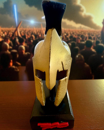 Hełm Spartan Premium – ręcznie wykonana rzeźba dekoracyjna, możliwość personalizacji grawerem na prezent