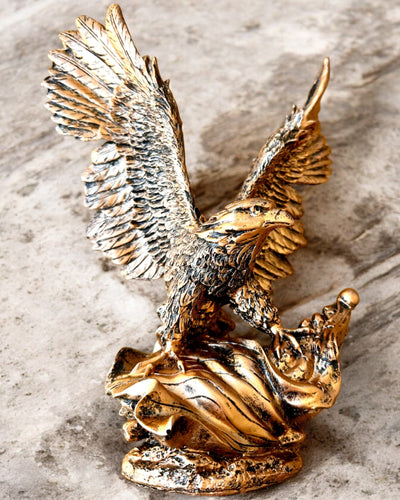 "Lord of the Winds" – Retro Eagle Statue in Vintage Style with Engraving Option