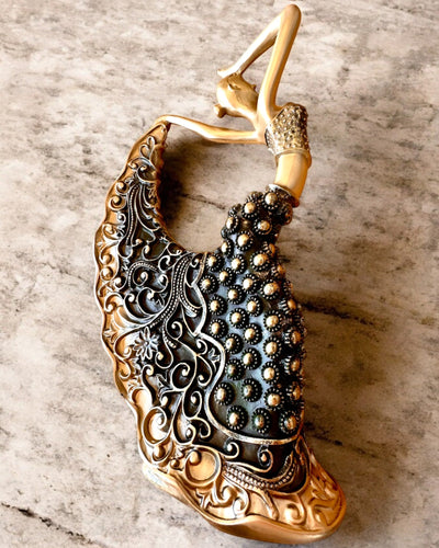 Elegantní socha „Tanečnice Zlatého Lesku“, 29 cm vysoká, s možností gravírování jako dárek