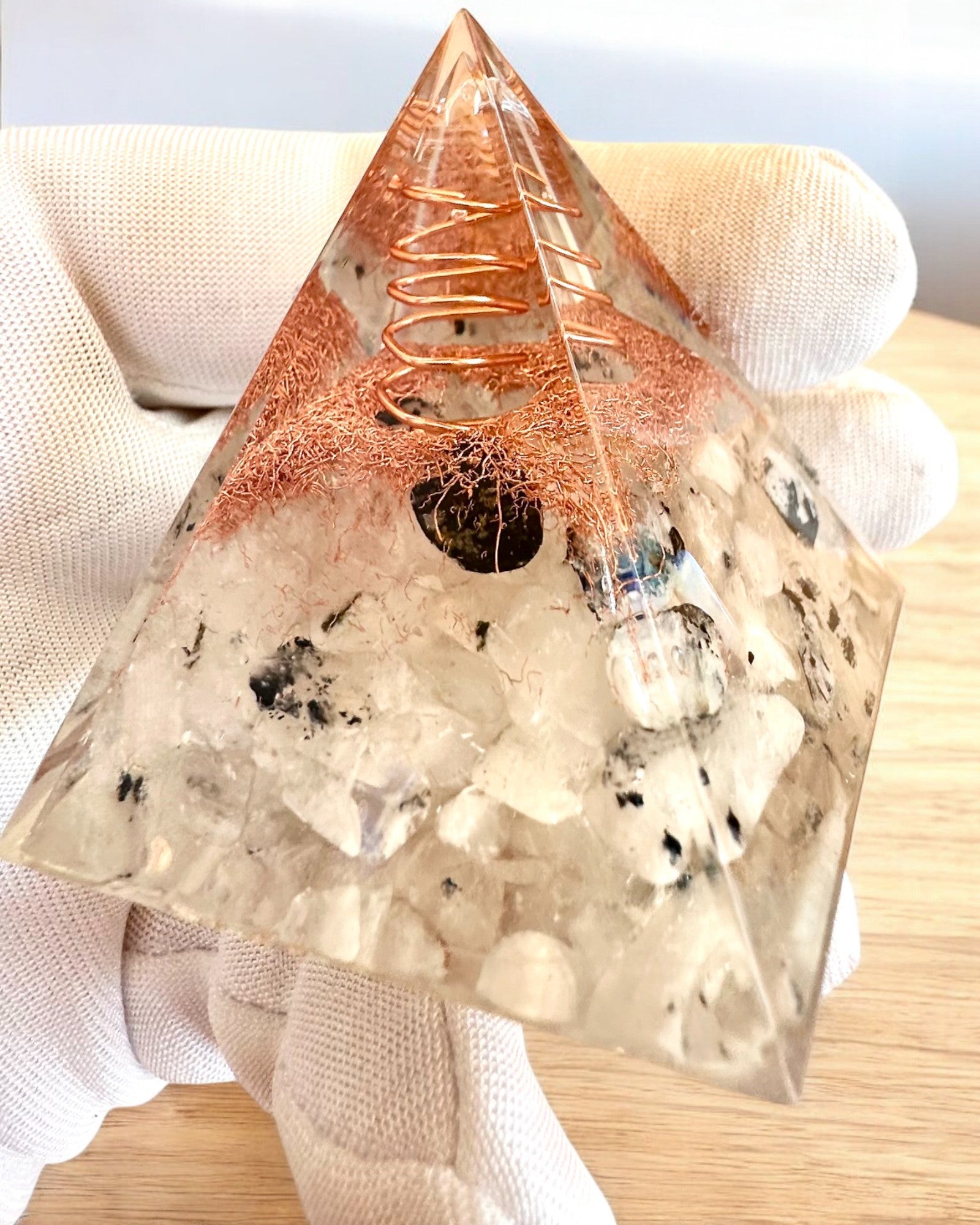 Orgonite Energy Pyramid "Copper Harmony"