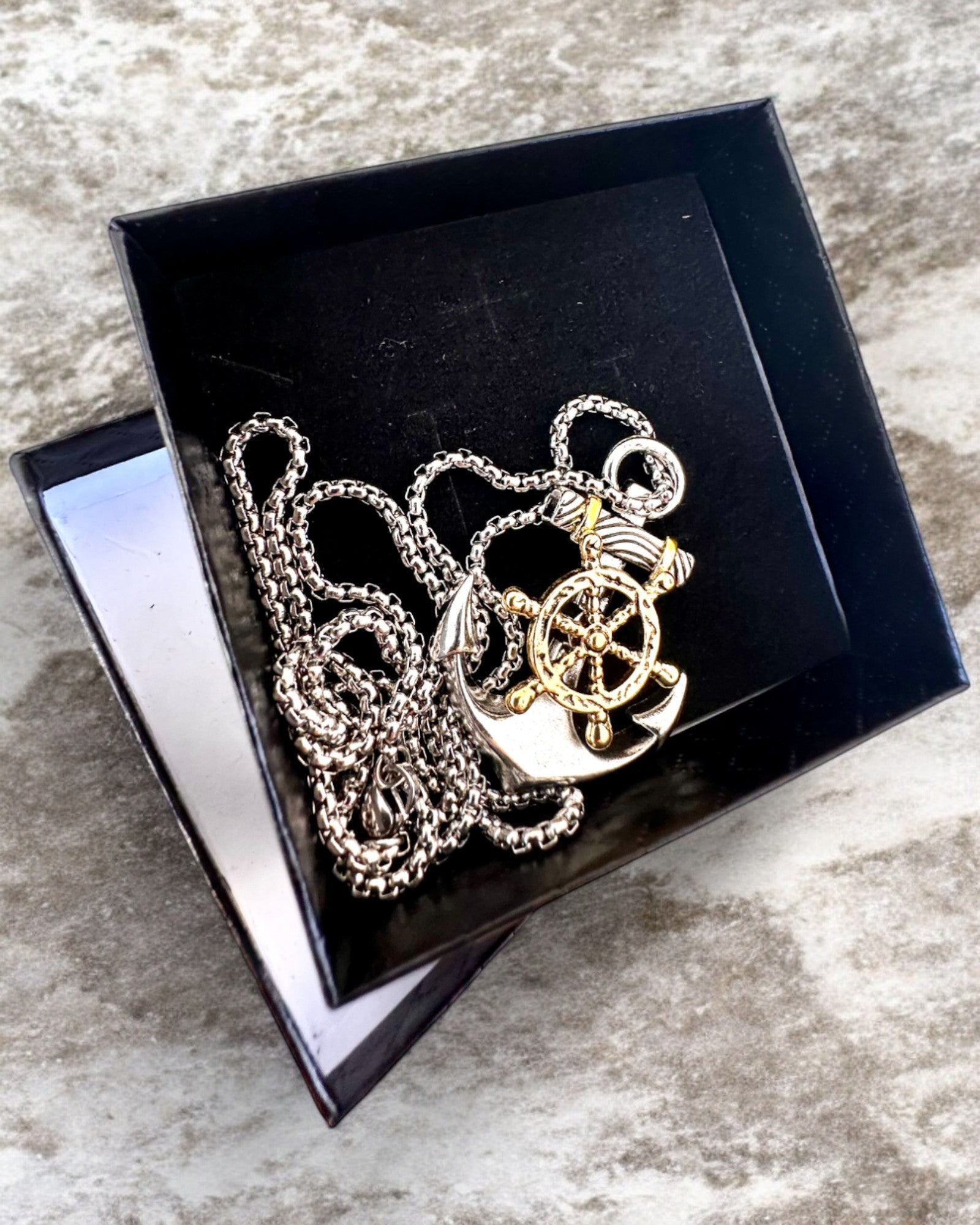 Amulet Morski "Kotwica Kapitana", náhrdelník s možností gravírování jako dárek