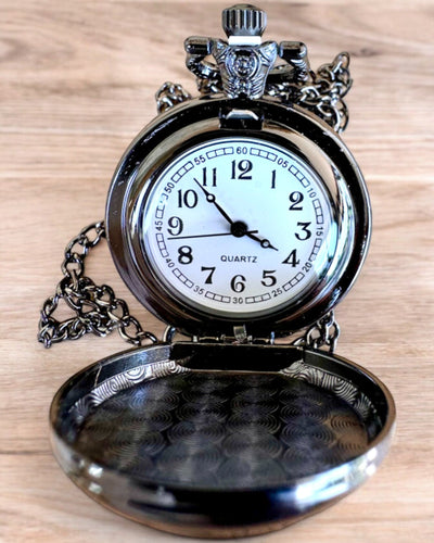 Ceas de Buzunar Lunar Wolf – Ceasul Lupului Lunar, posibilitate de personalizare cu gravură pentru cadou