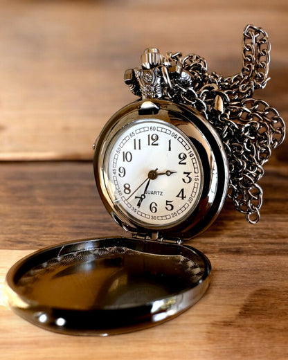 Pocket Watch 'Kiss of the Ravens' with Engraving – personalized engraving for a gift