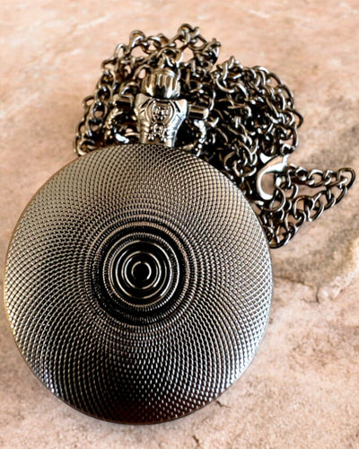 "Magic Deck" Pocket Watch - Stylish Stainless Steel Accessory, Personalized Engraving for a Gift