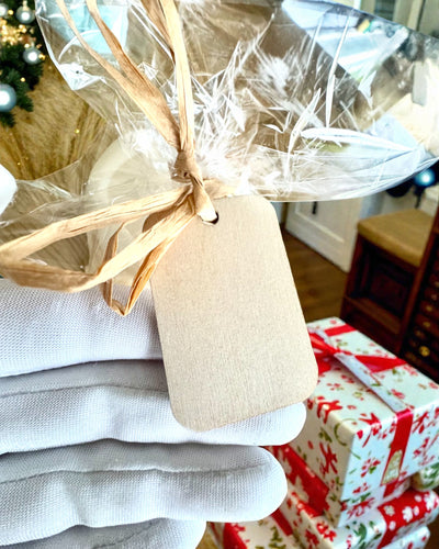 Lumânare din soia Vulpița de Iarnă, 7,5 cm înălțime, lumânare din soia turnată manual cu o vulpiță adorabilă adormită, personalizabilă cu gravură pe plăcuță