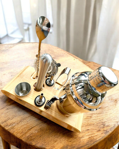 "MixMaster Pro" Bartender Set, customizable with engraving for a gift