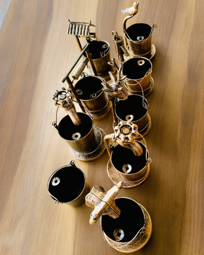 Scrumieră Metalică Elegantă "Rustic Charm" cu înălțimea de 19-23 cm, 8 variante disponibile, gravură la cerere