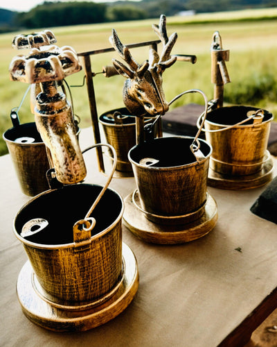 Scrumieră Metalică Elegantă "Rustic Charm" cu înălțimea de 19-23 cm, 8 variante disponibile, gravură la cerere