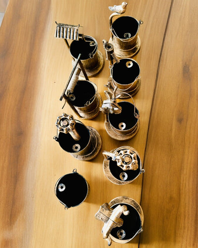 Scrumieră Metalică Elegantă "Rustic Charm" cu înălțimea de 19-23 cm, 8 variante disponibile, gravură la cerere