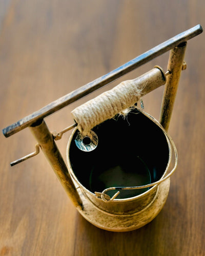 Scrumieră Metalică Elegantă "Rustic Charm" cu înălțimea de 19-23 cm, 8 variante disponibile, gravură la cerere