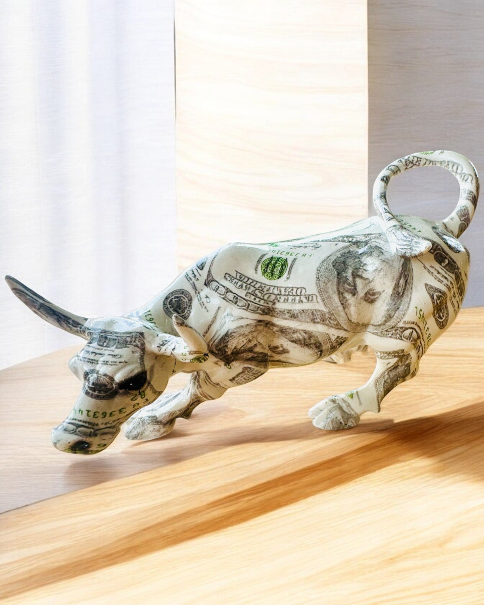 Dekorativní socha býka "BullArt" – Unikátní umění s možností gravírování - 4 barevné varianty, pro personalizovaný dárek