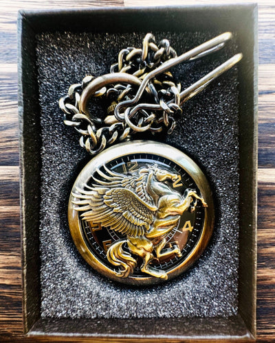 Ceas de buzunar "Equus Tempus" - Culoare: Cupru, cu motiv de cal, posibilitate de personalizare cu gravură