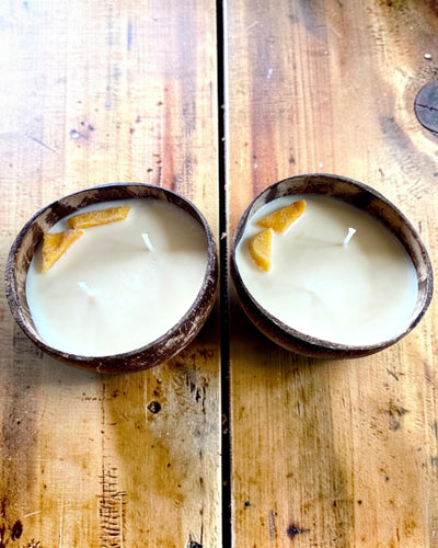 Soy Candle in a Coconut 200-300 ml – Summer Collection, 3 scents to choose from, personalization with engraving