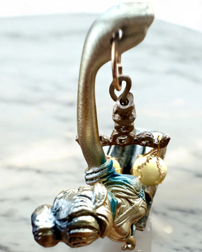 Statueta „Justicia 2” - Zeița Justiției – Decorațiune Artistică pentru Raft, Meșteșug din Rășină, personalizare cu gravură