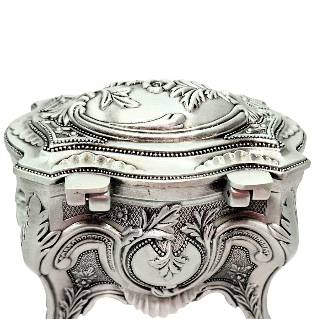 Elegant metal jewelry box 2139S with customizable engraving