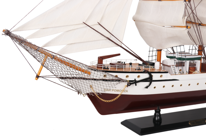 Model żaglowca Dar Pomorza 80cm z możliwością personalizacji grawerem