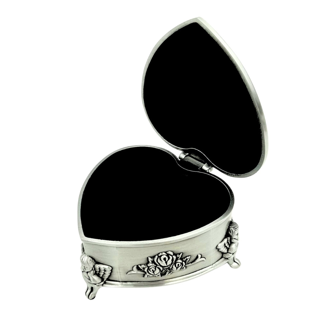 Heart-Shaped Metal Jewelry Box with Personalized Engraving Option – Elegant Gift for Valentine's Day, Anniversary, or Birthday, Decorated with Rose Motif, Dimensions 8.7 x 8.4 x 5.1 cm