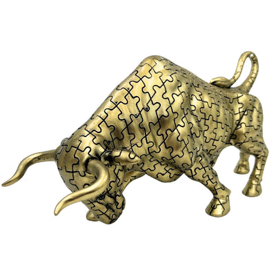 Dekorativní figurka zlatý býk s možností gravírování - elegantní symbol síly a bohatství, 33,3 cm, polyresin