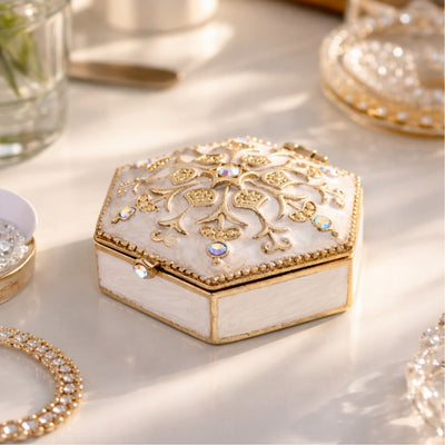 Elegant metal gift box with crystals B0035-08WH, white and gold, customizable engraving, perfect for jewelry and small items, 5x5x2 cm