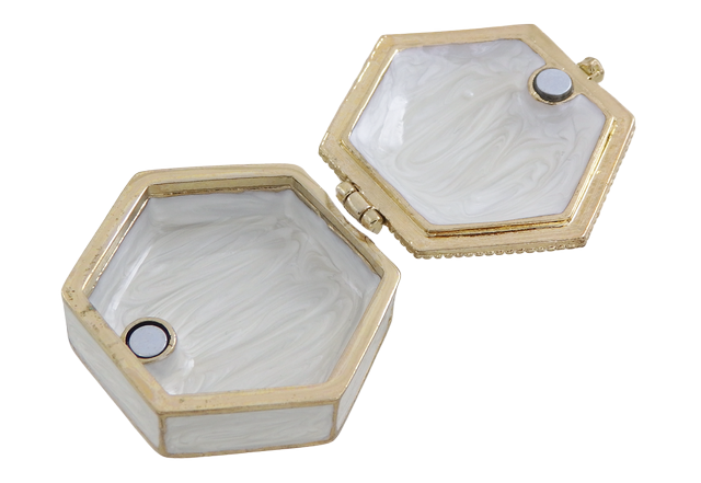 Elegant metal gift box with crystals B0035-08WH, white and gold, customizable engraving, perfect for jewelry and small items, 5x5x2 cm