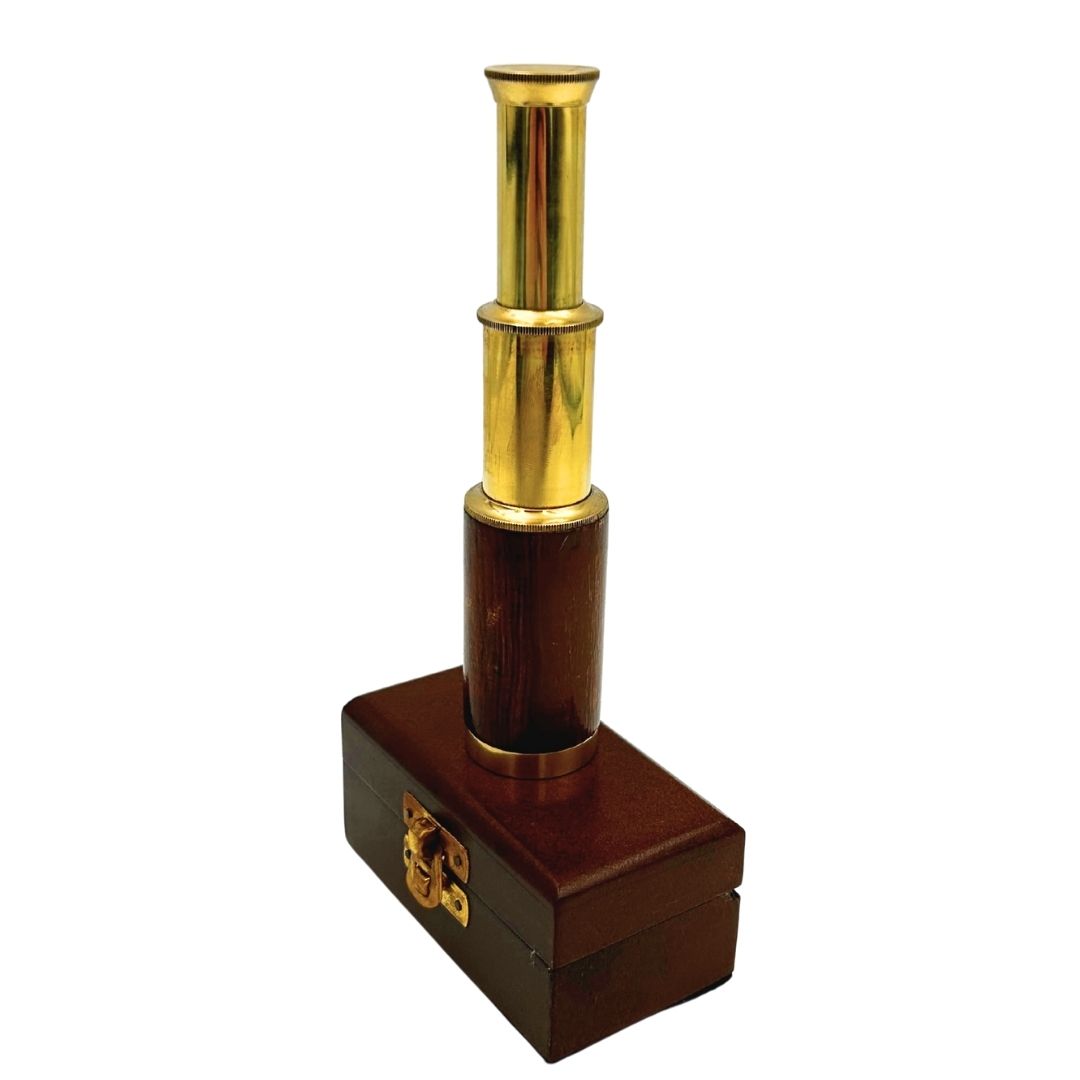 Brass Telescope with Engraving in Wooden Box – Elegant Retro-Style Gift, Perfect for Office or Study Decoration, Height 15.5 cm, Material: Brass and Wood