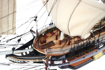 Ekskluzywny Wielki Model Żaglowca USS Constitution 100cm z Możliwością Personalizacji Grawerem