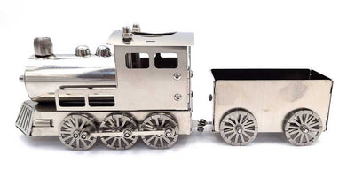 Model argintiu de tren cu posibilitatea personalizării prin gravură