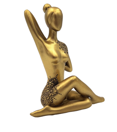 Złota figurka dekoracyjna Yoga z możliwością personalizacji grawerem