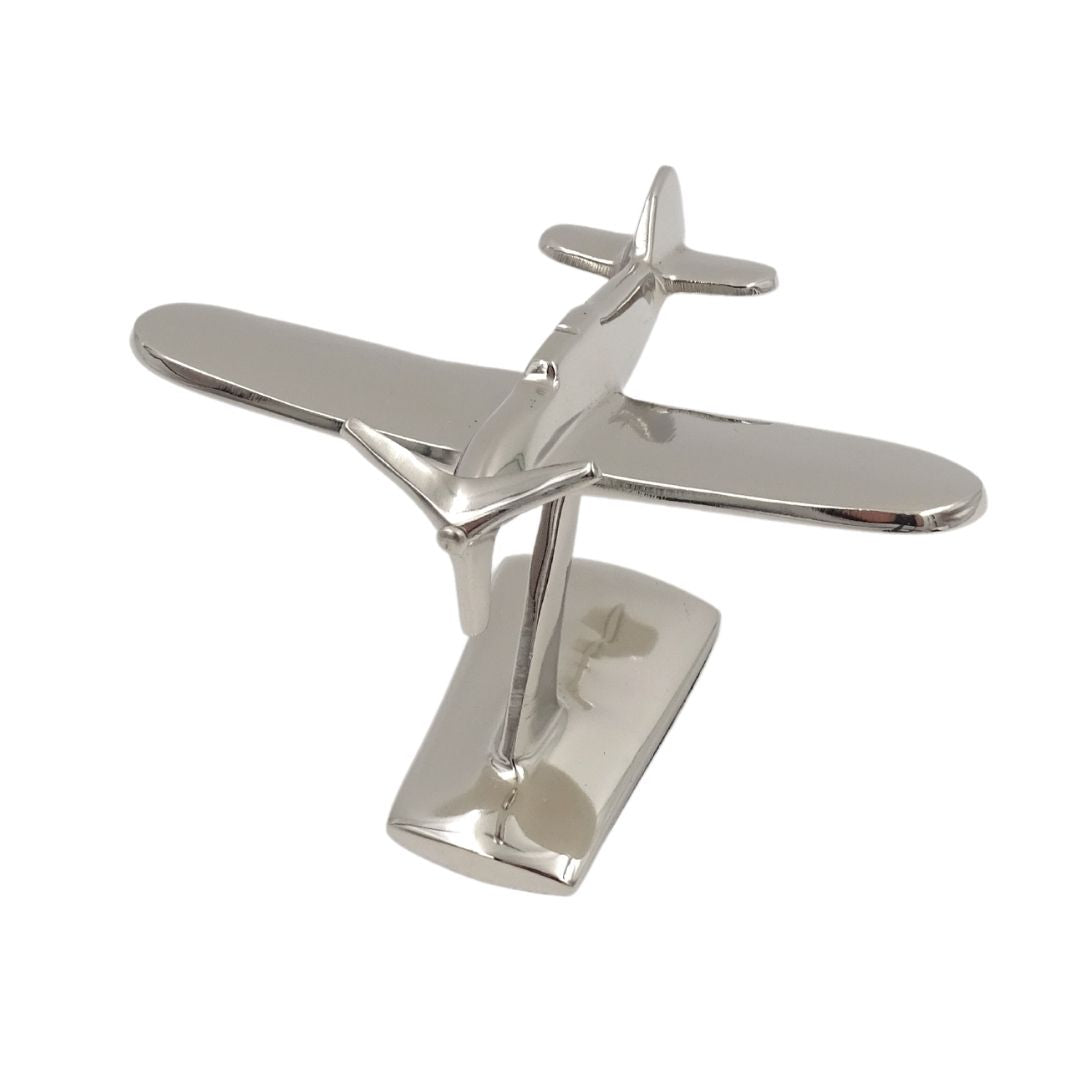 Model de avion monomotor N-0896 din aluminiu de culoare argintie, 17x14x11 cm