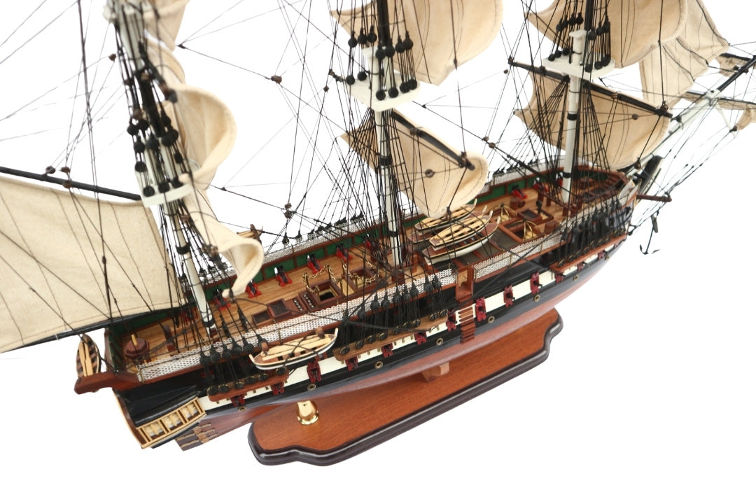 Ekskluzywny Wielki Model Żaglowca USS Constitution 100cm z Możliwością Personalizacji Grawerem