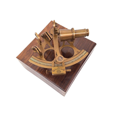 Velký mosazný sextant v elegantní dřevěné krabičce s možností personalizace gravírováním
