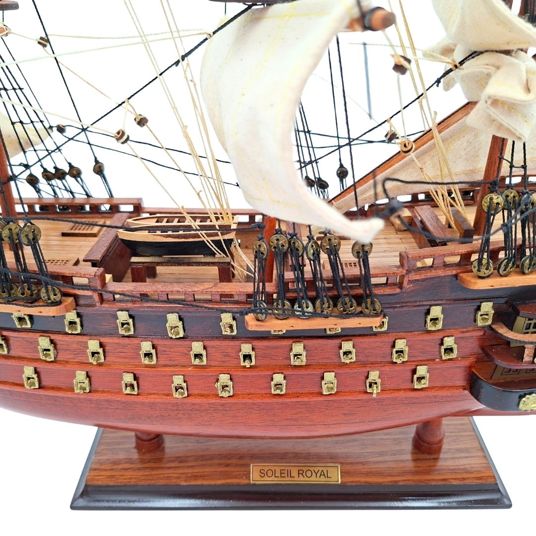 Model Żaglowca Soleil Royal Złożony 46 cm - Ręcznie Wykonany z Drewna Egzotycznego z Możliwością Personalizacji Grawerem