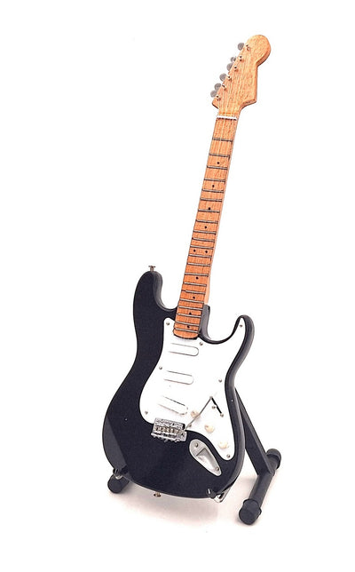 Mini gitara inspirowana Kurt Cobain z możliwością personalizacji grawerem, ręcznie wykonana z drewna mahoniowego, czarna/biała, wysokość 27,5 cm