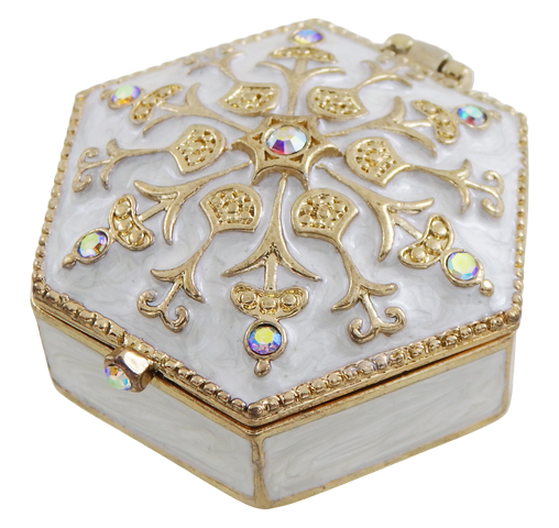 Elegant metal gift box with crystals B0035-08WH, white and gold, customizable engraving, perfect for jewelry and small items, 5x5x2 cm