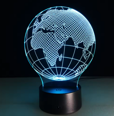 Lampka LED Globus z 7 kolorami światła, możliwość personalizacji grawerem, idealny prezent dla podróżnika, wysokość 17 cm, kabel USB
