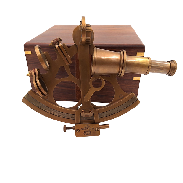 Velký mosazný sextant v elegantní dřevěné krabičce s možností personalizace gravírováním