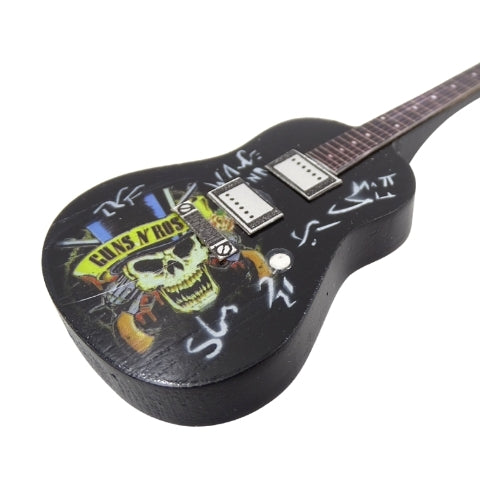 Breloc mini chitară în stil Guns N' Roses, cu posibilitate de personalizare prin gravură