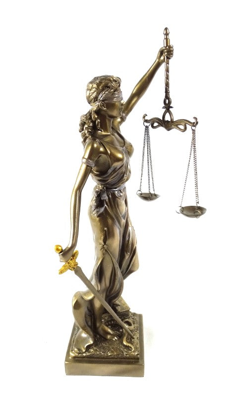 Figurka Temida 35 cm z możliwością personalizacji grawerem - elegancki prezent dla prawnika, sędziego lub radcy prawnego, wykonana z polyresinu w złotym kolorze z antycznym wykończeniem