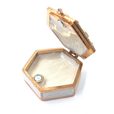 Elegant metal gift box with crystals B0035-08WH, white and gold, customizable engraving, perfect for jewelry and small items, 5x5x2 cm